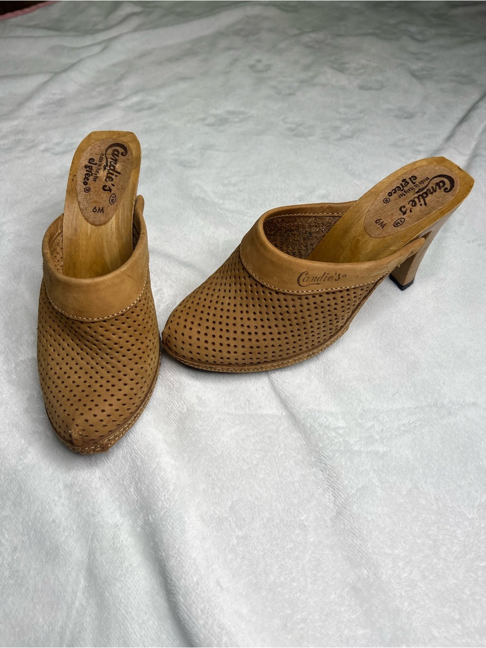 Candie's Cognac Vintage  Perforated Leather Mule Heels
